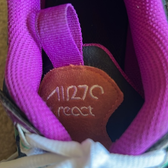 Nike React 270 Girls 4.5 - Picture 4 of 6